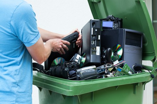 Household rubbish removal and recycling in Richmond